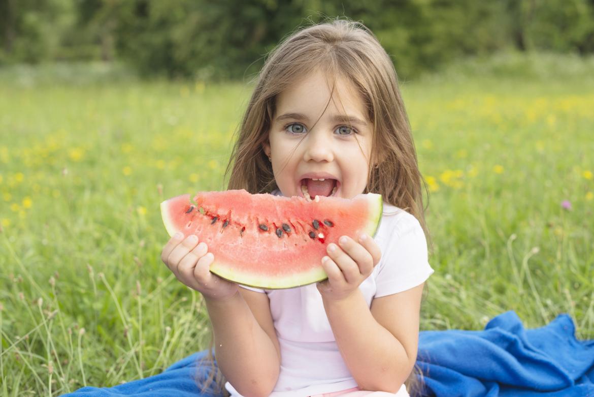 Unos buenos hábitos alimenticios ayudan al correcto crecimiento y desarrollo intelectual en los niños